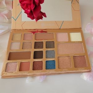 Bh cosmetics Desert Oasis EYESHADOW Palette